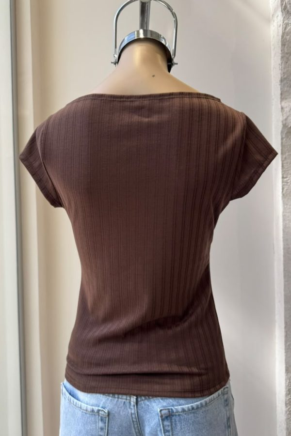 Alternative view of Remera VAND
